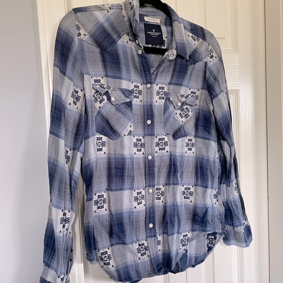 American Eagle button-down women’s shirt (Western Style with pearl snaps) - Picture 1 of 2